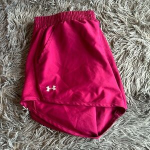 Under Armour Shorts size small.                      Color is Burgandy/Maroon